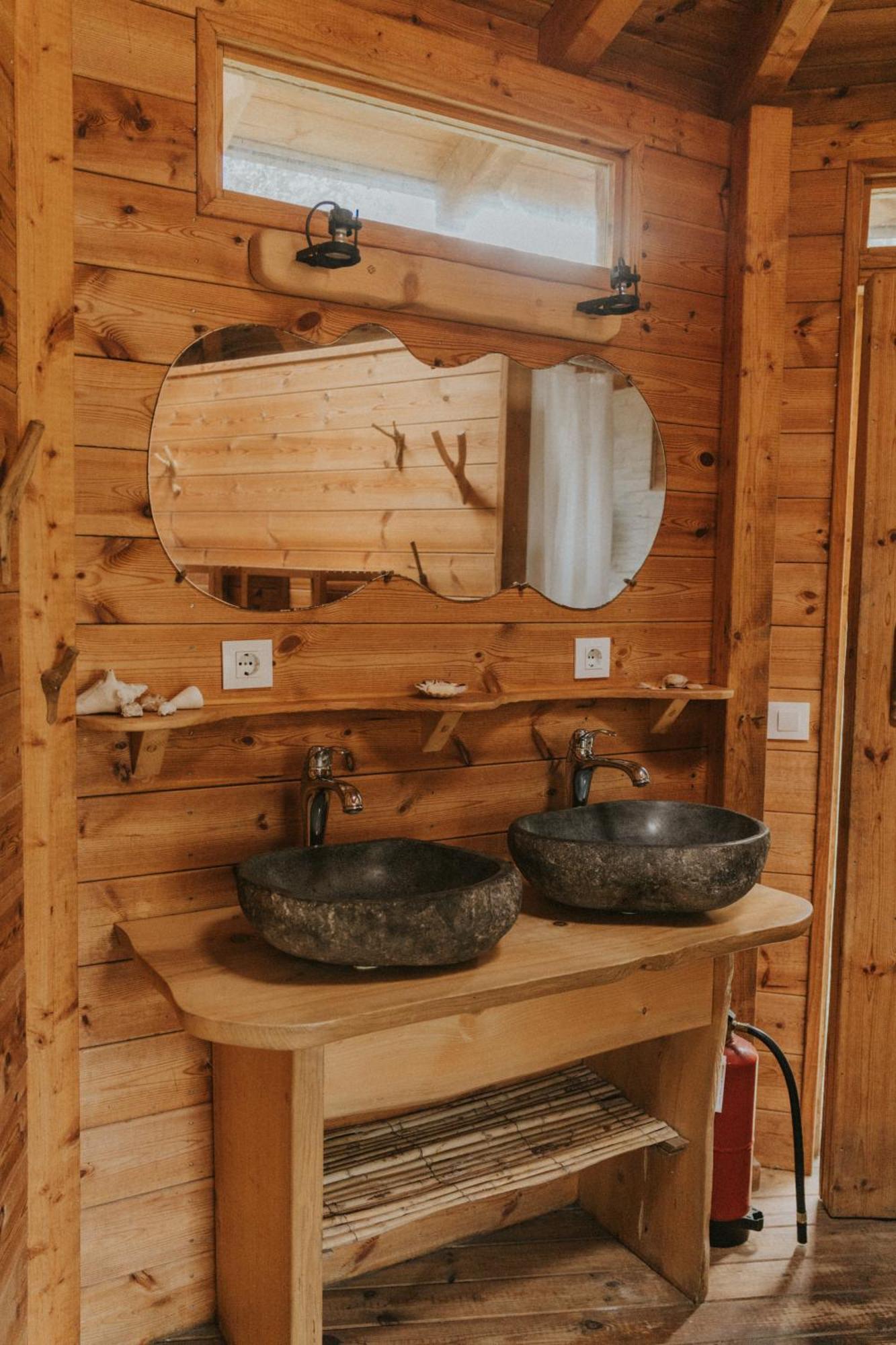 Campsite Ecoglamping Entreraices *